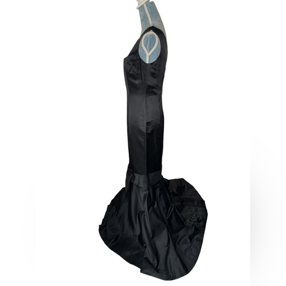 ☀️SOLD☀️ST. JOHN COUTURE Black Silk Bow Dress - Picture 4 of 6